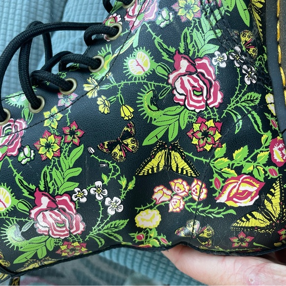 Dr. Martens 1460 floral bloom combat boots - Picture 6 of 6